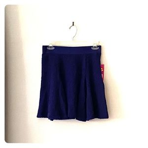Candie's Blue Knit Rose Skater Skirt Medium NWT